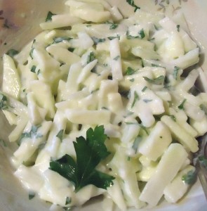 Салат из кольраби с яблоками